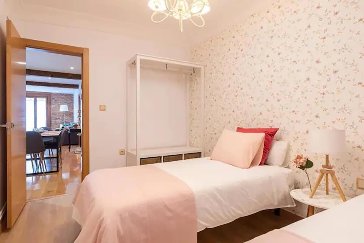 Junto Al Ayuntamiento Apartamento